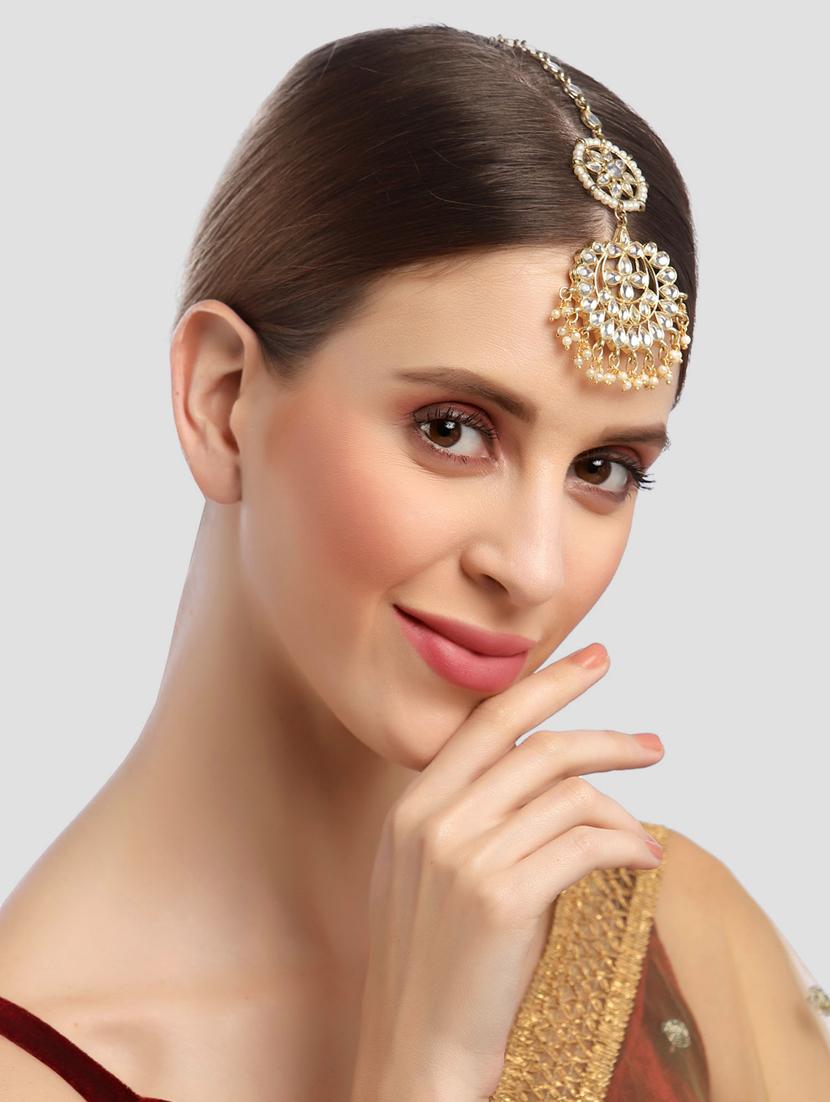 gold metal maang teekas & passa - 18636115 - Standard Image - 3