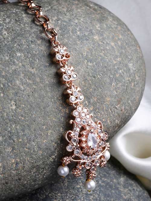 pink metal maang teekas & passa - 18636123 -  Standard Image - 0