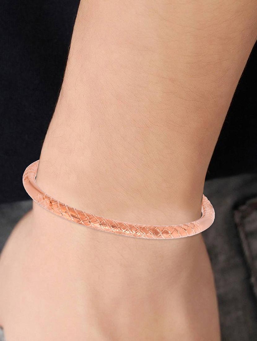 gold metal bangle bracelet - 18637298 - Standard Image - 3