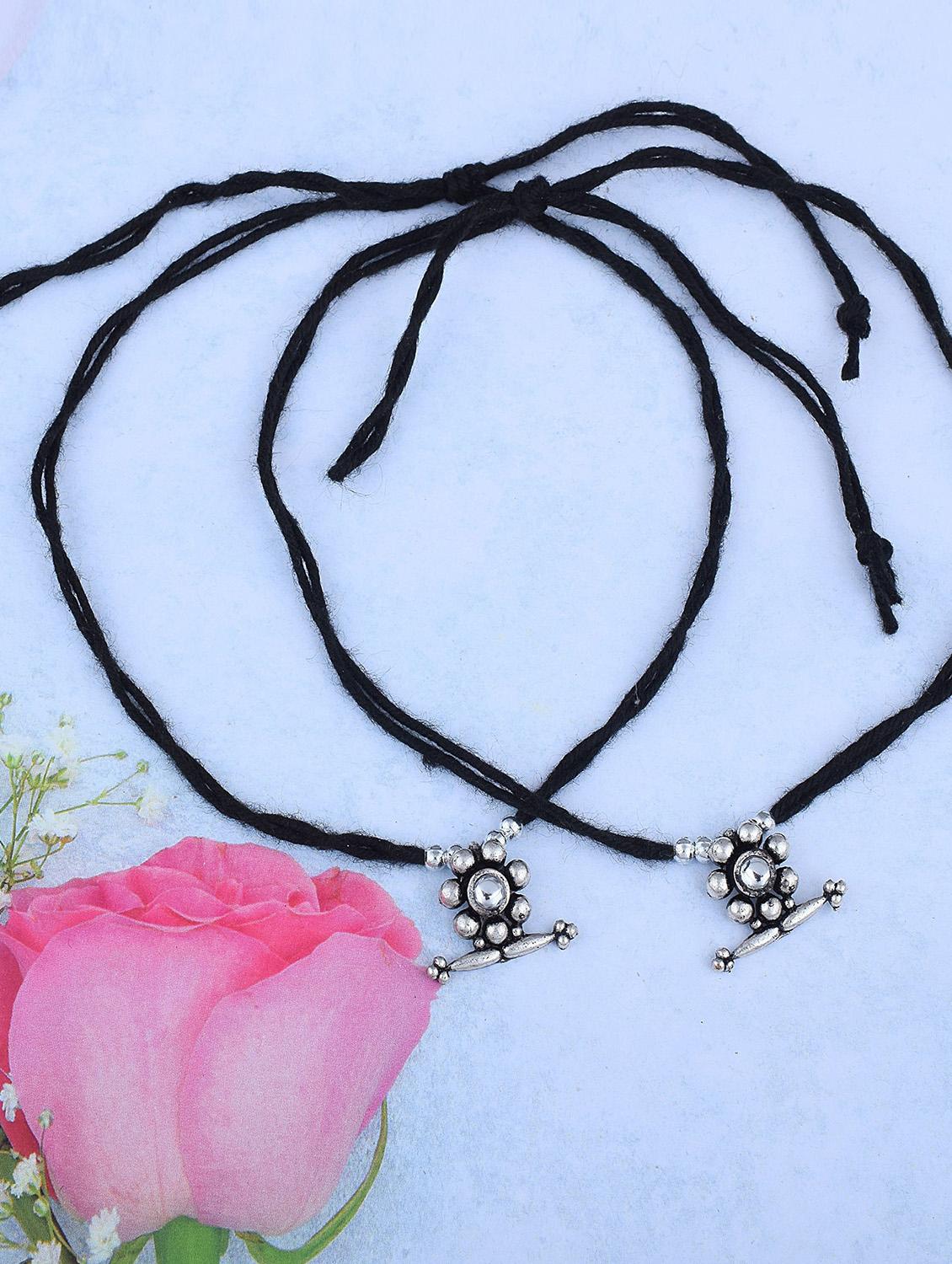 trendy flower shape charm antique finish anklet dori - 18637438 - Zoom Image - 0