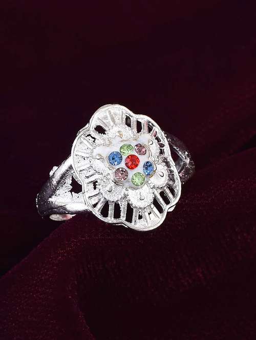 silver brass finger  ring - 18637537 -  Standard Image - 0