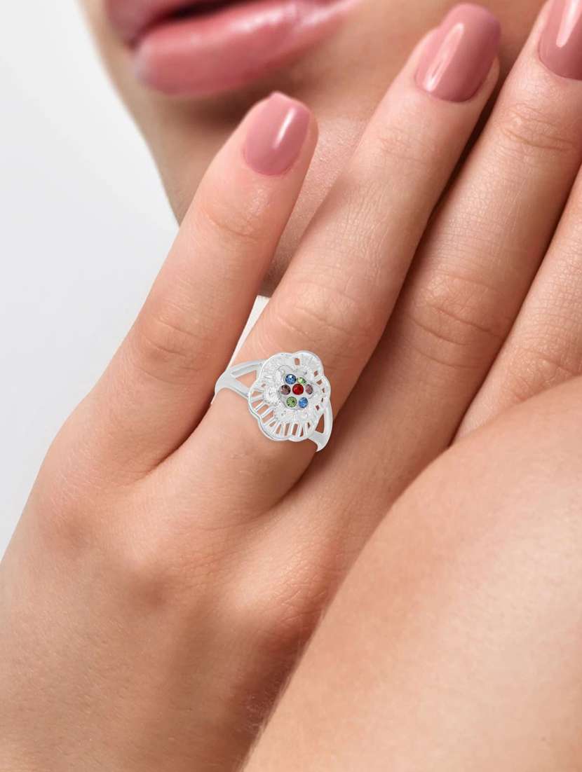 silver brass finger  ring - 18637537 -  Standard Image - 3