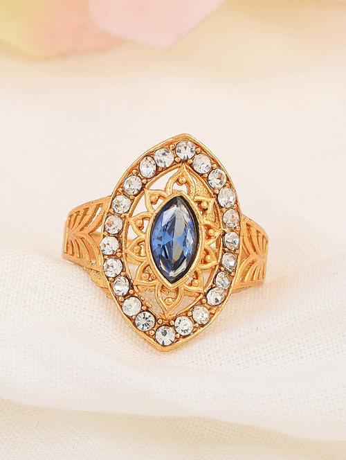 gold brass finger ring - 18637544 - Standard Image - 0