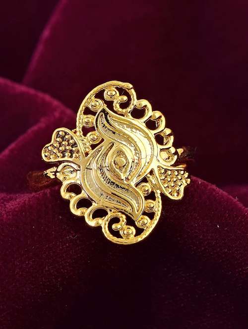 gold brass finger ring - 18637617 - Standard Image - 0