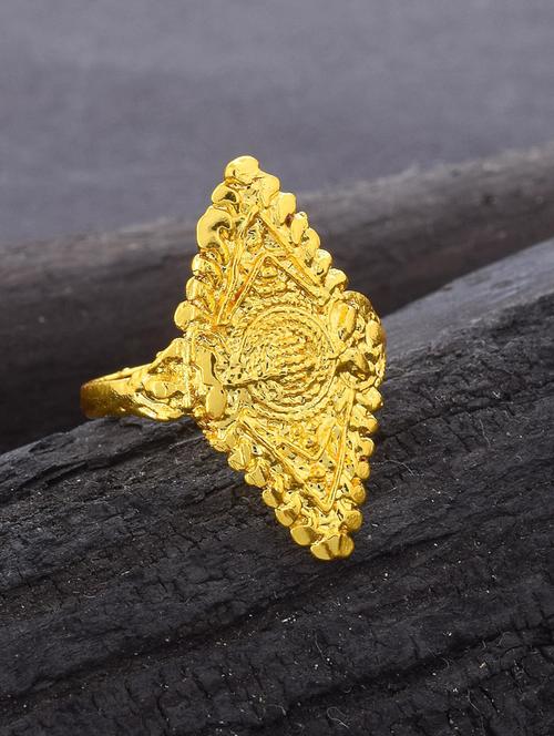 gold brass finger ring - 18637682 - Standard Image - 0