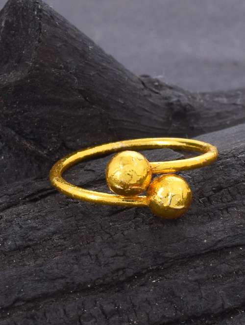 gold brass finger  ring - 18637685 -  Standard Image - 0