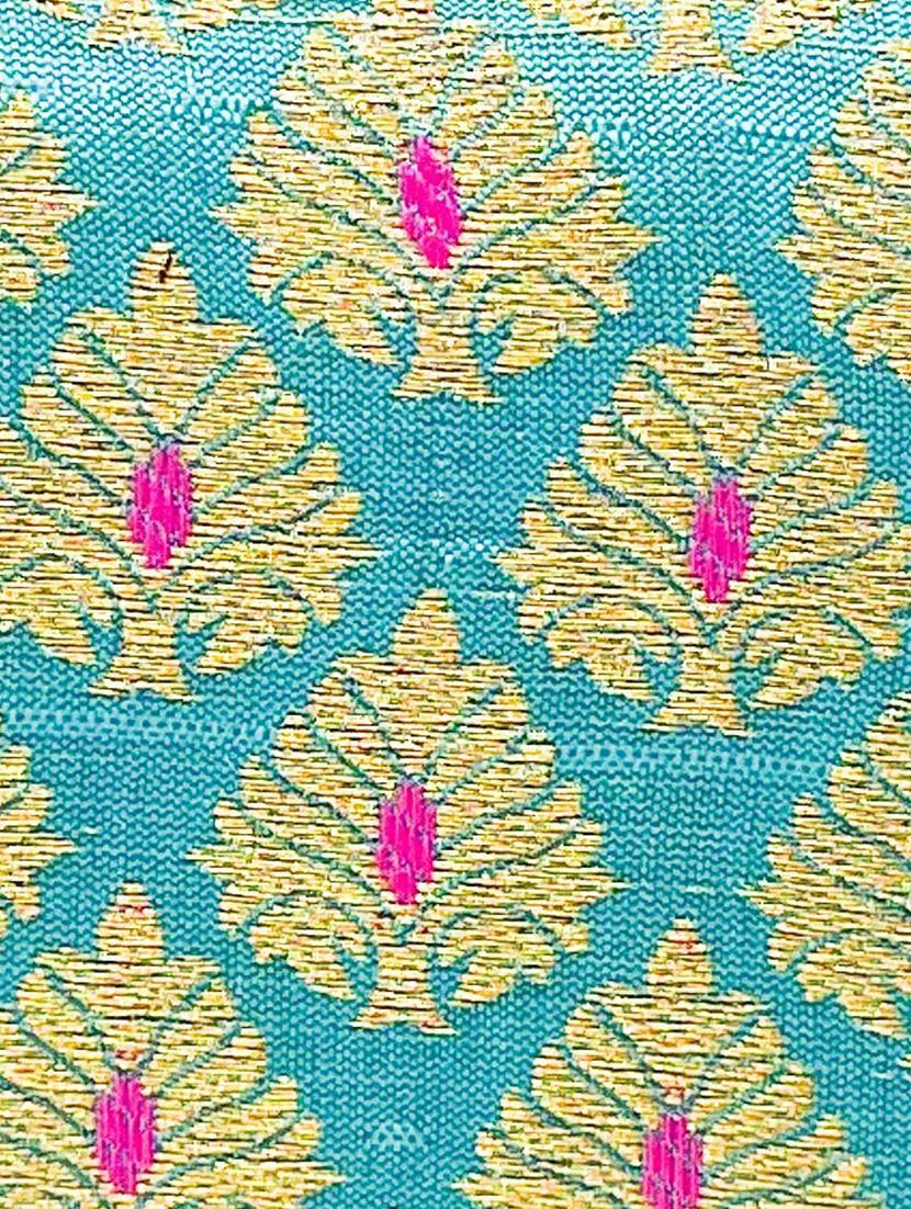 embroidered ethnic clutch - 18640572 - Standard Image - 3