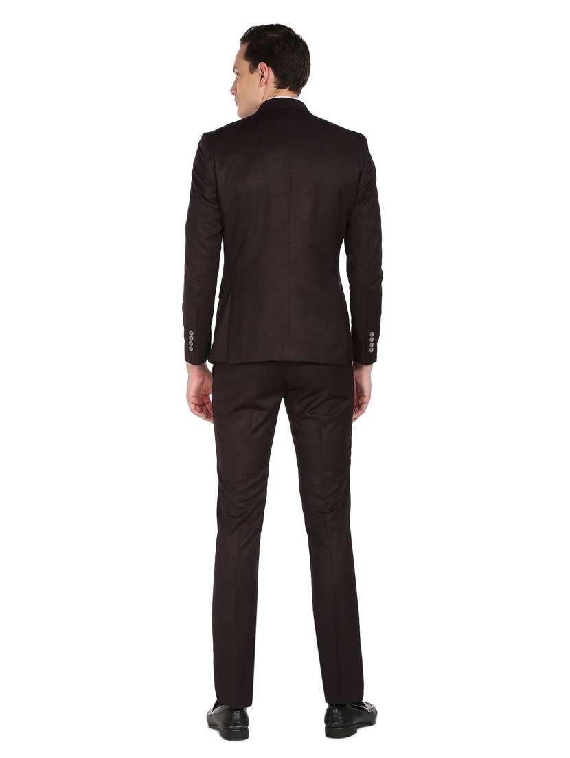 notched lapel collar single breasted suit - 18646176 -  Standard Image - 3