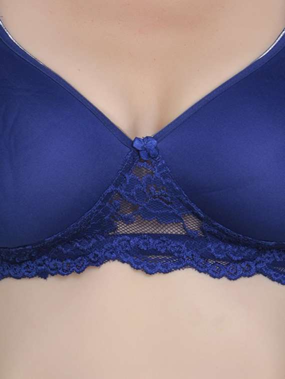 lace detailed lightly padded regular bra - 18650531 - Standard Image - 3