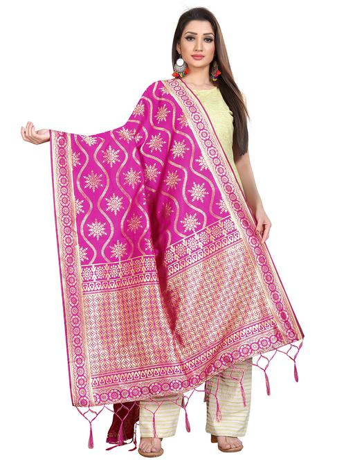 tassel detailed banarasi dupatta - 18656266 - Standard Image - 0