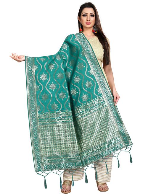 tassel detailed banarasi dupatta - 18656277 - Standard Image - 0