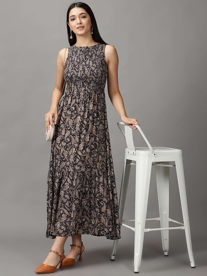 Women's Fit & Flare Printed Dress - 18659029 -  Standard Image - 3