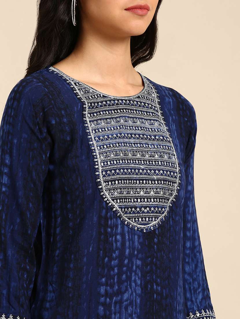 women's straight kurta - 18683002 -  Standard Image - 3