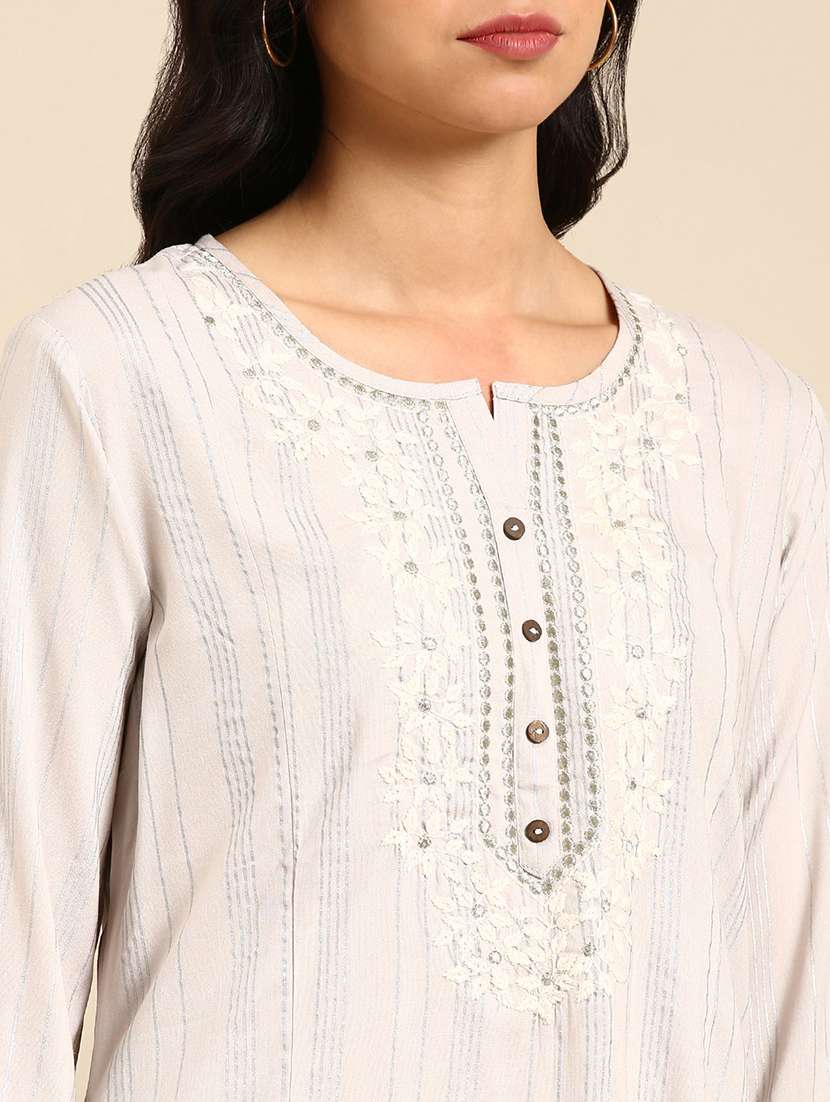women's straight kurta - 18683071 -  Standard Image - 3