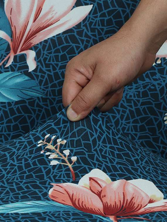 printed chair cover combo - 18685317 -  Standard Image - 3