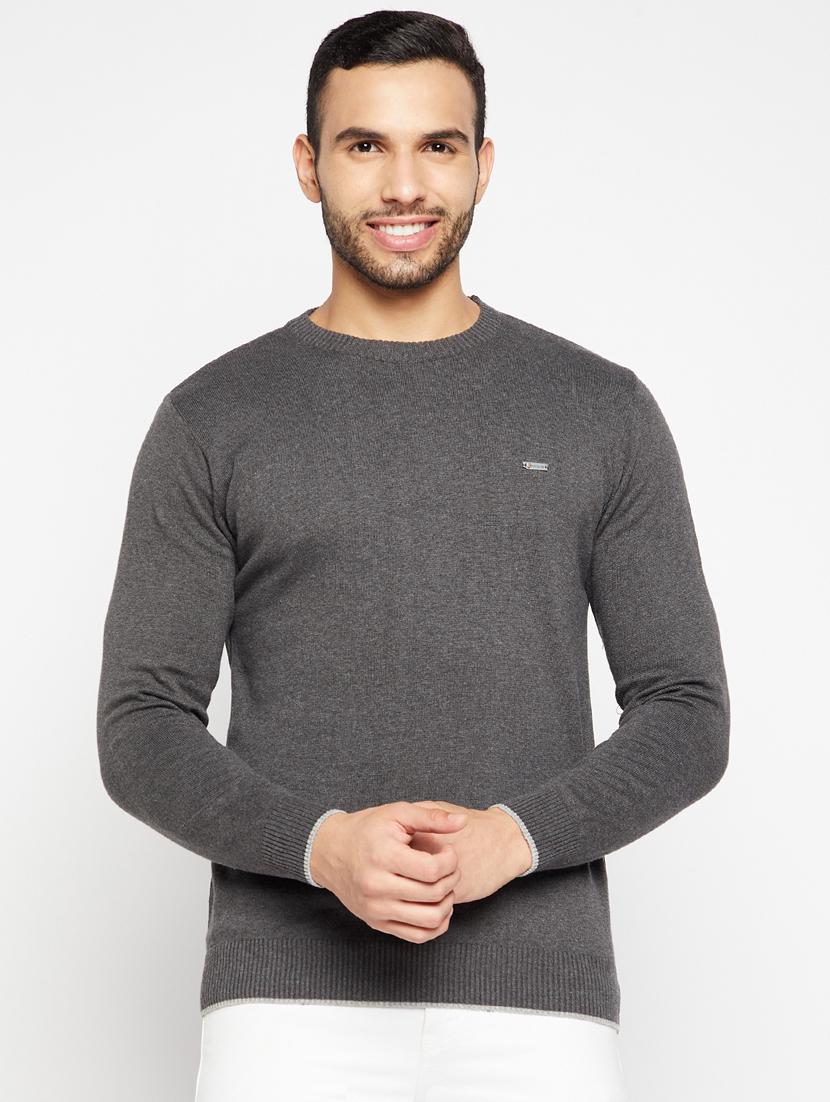 grey full sleeved pullover