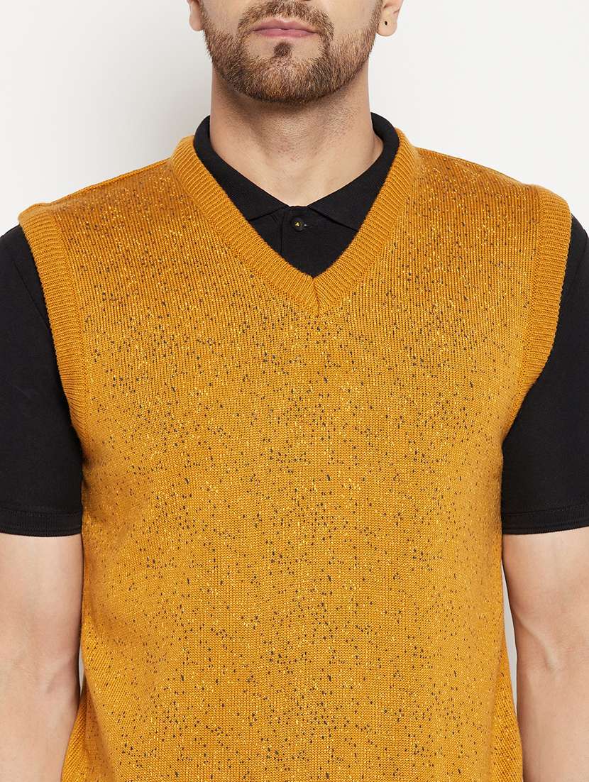 yellow sleeveless pullover - 18701610 -  Standard Image - 5
