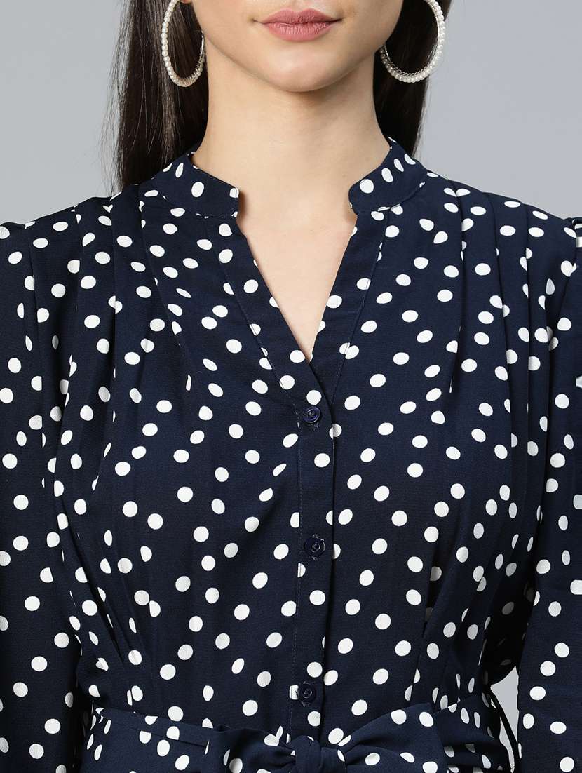 women's  polka dots dress - 18736218 -  Standard Image - 5