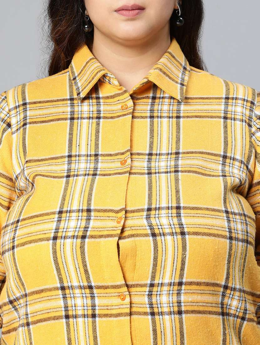 yellow checkered plus shirt - 18736398 -  Standard Image - 5