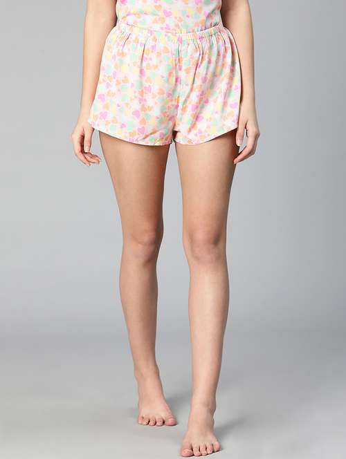 mid rise printed shorts - 18736432 - Standard Image - 0