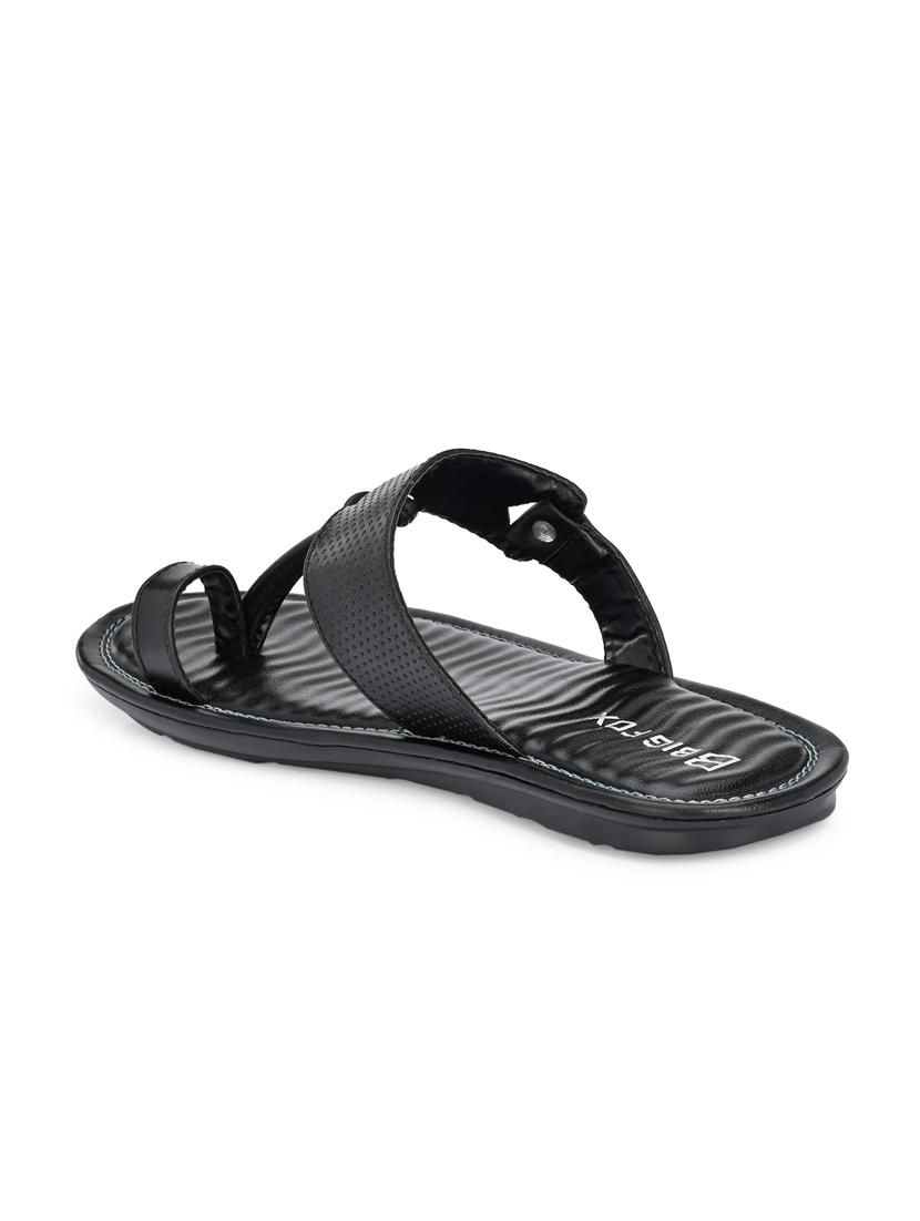 men toe seperator sandals - 18736831 - Standard Image - 3
