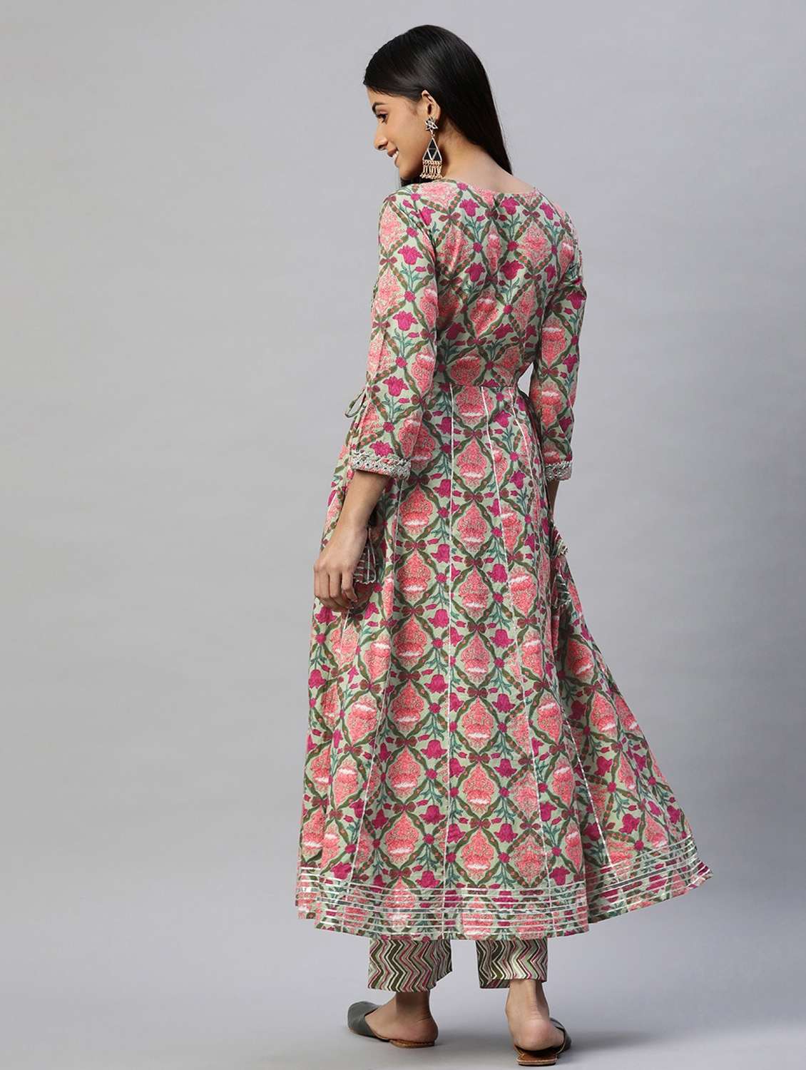 women floral notch neck kurta pant set - 18739069 - Standard Image - 3