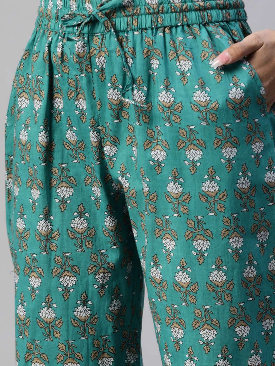 women floral kurta pant set with jacket - 18739087 - Standard Image - 3