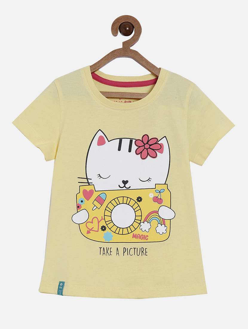 yellow printed round neck t-shirt - 18750981 - Zoom Image - 0