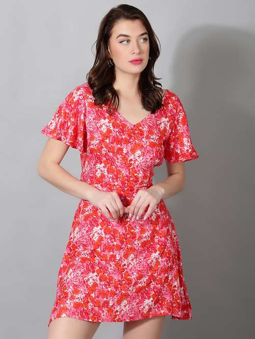 women's  floral dress - 18788961 -  Standard Image - 0