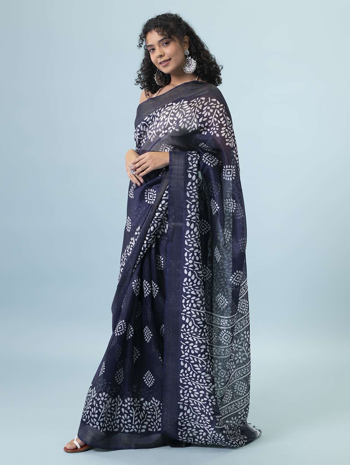 women's batik blue colored saree with blouse