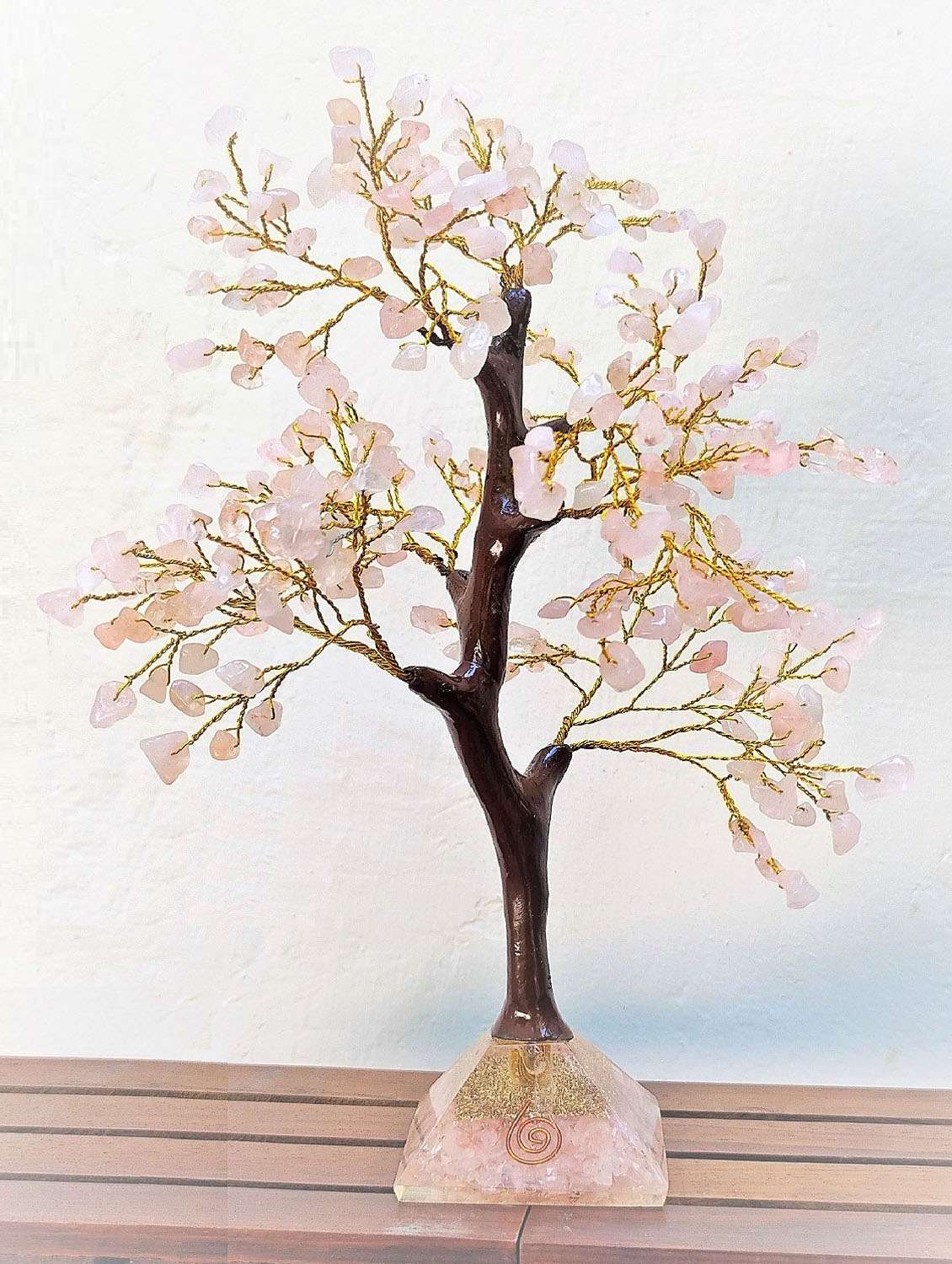 rose quartz stone with pyramid base vastu good fortune crystal tree wooden base for home/office d�cor for gift - 300 beads