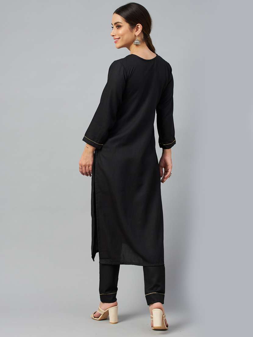 embroidered kurta set - 18876500 -  Standard Image - 3