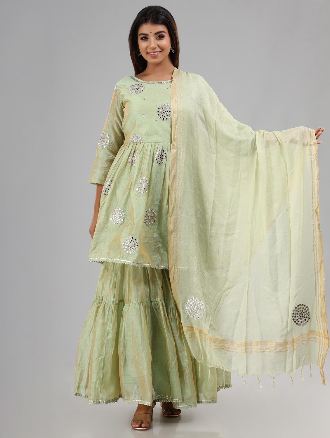 embellished kurta set - 18881084 - Zoom Image - 0