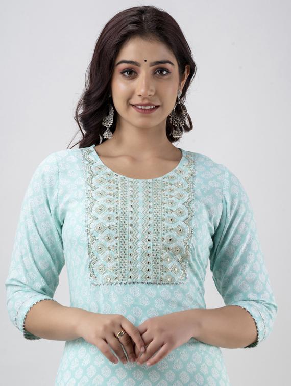 embroidered straight kurta set - 18902778 - Standard Image - 3