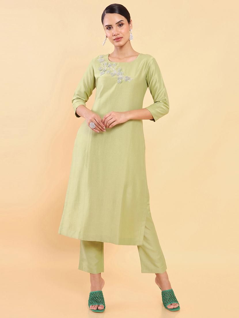 embroidered kurta pant set - 18931482 - Zoom Image - 0