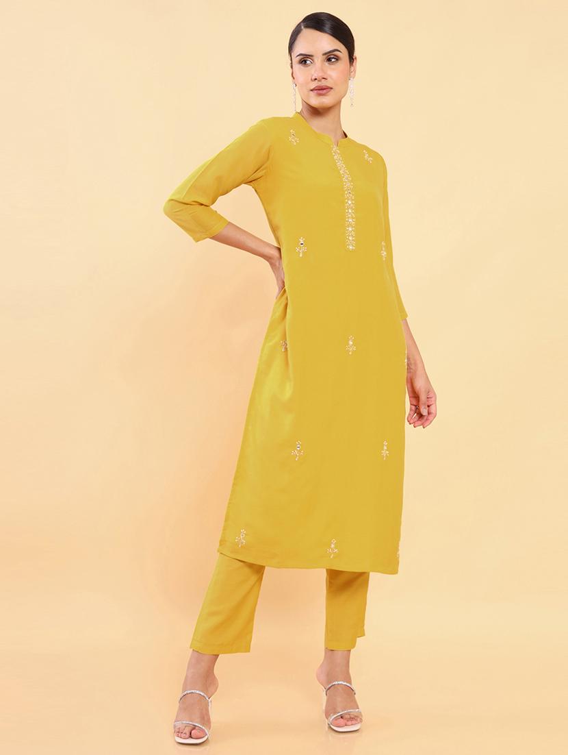 embroidered straight kurta set - 18931761 -  Zoom Image - 0