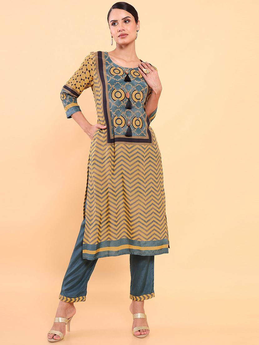 yellow printed suit set - 18931866 - Zoom Image - 0