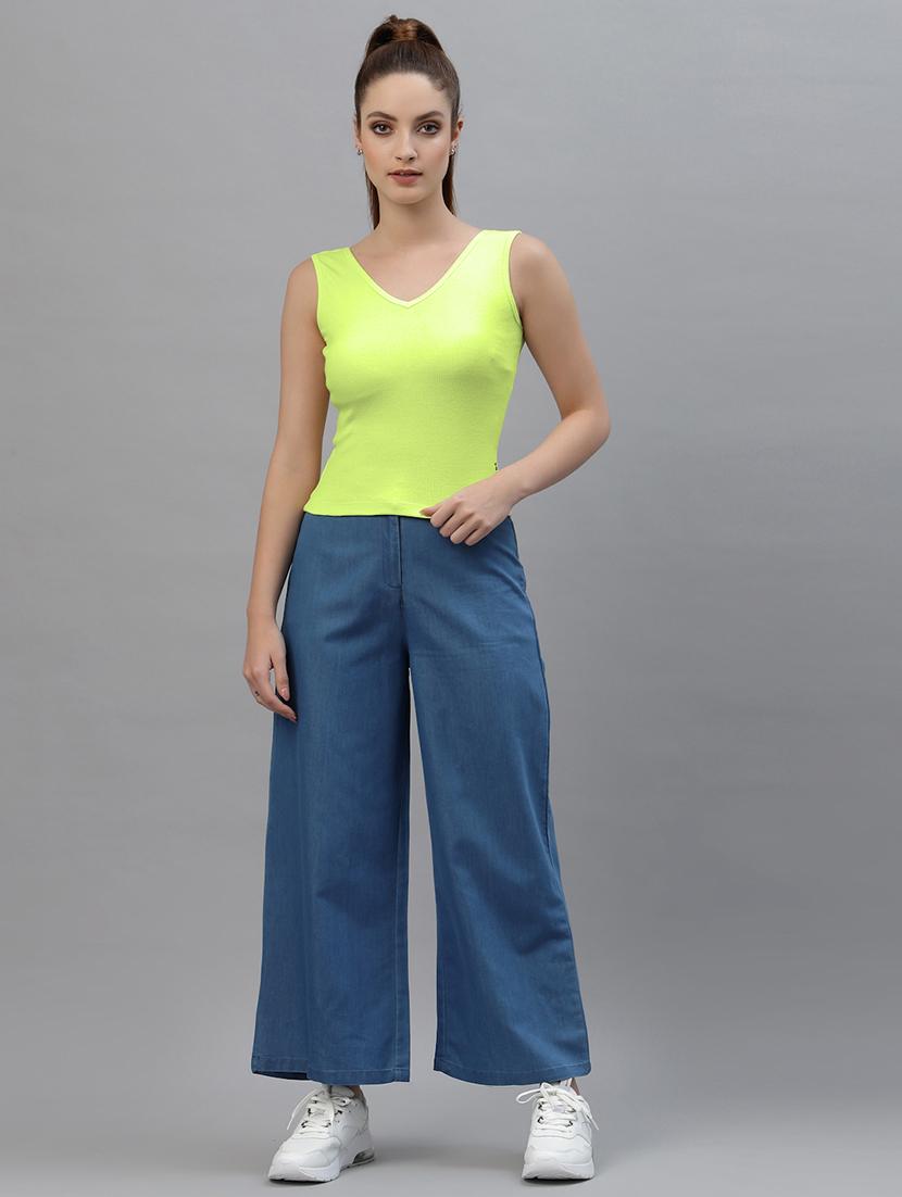 women's crop round neck top - 18949458 - Standard Image - 3