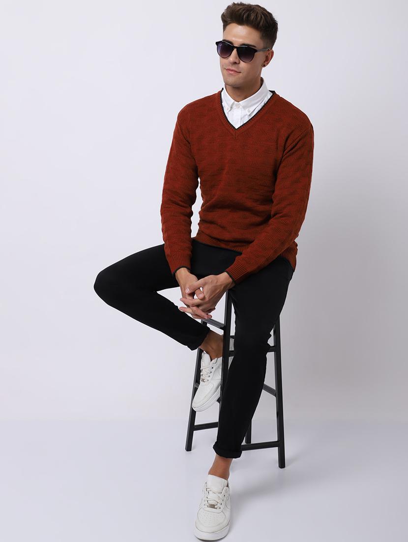 v-neck self design pullover - 18958798 - Standard Image - 3