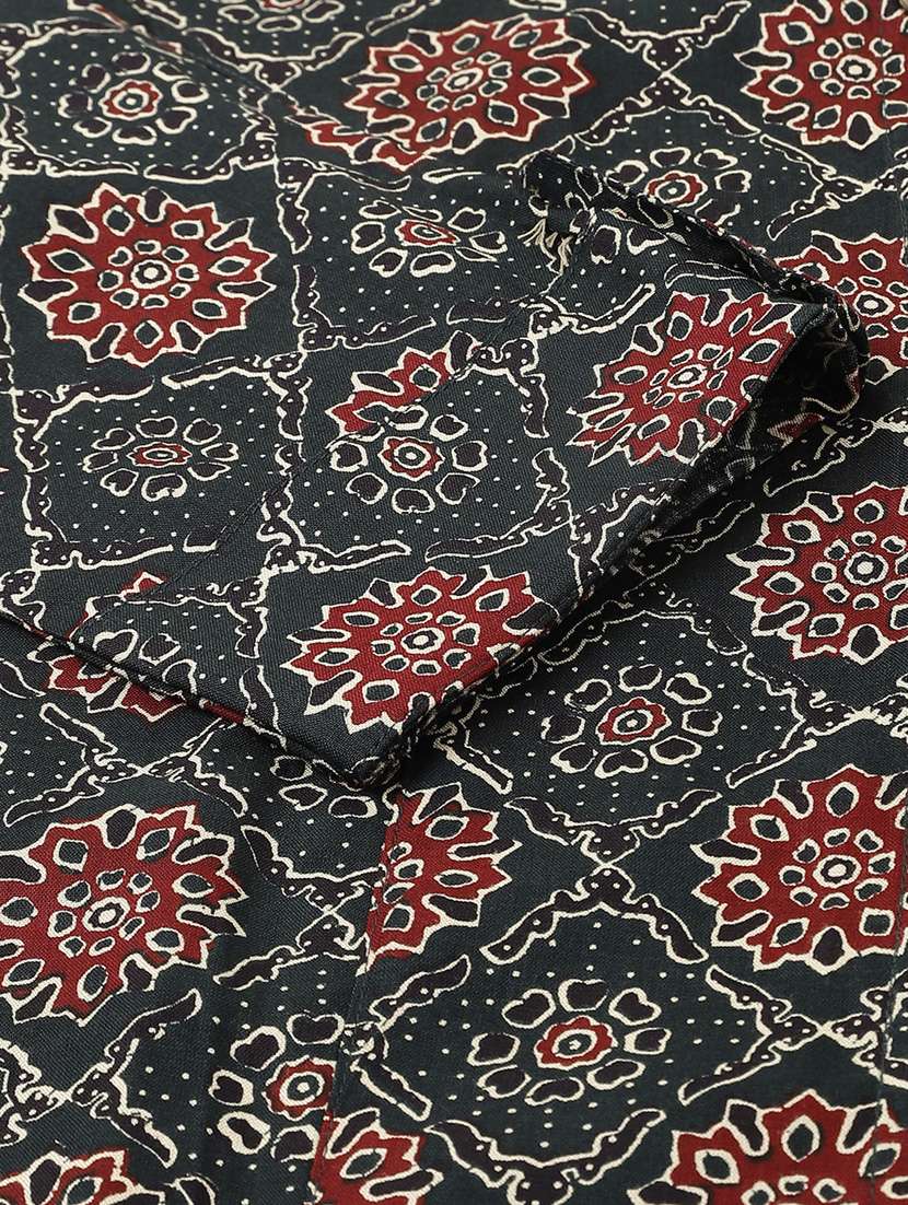 black mandarin neck printed tunic - 18959472 -  Standard Image - 5