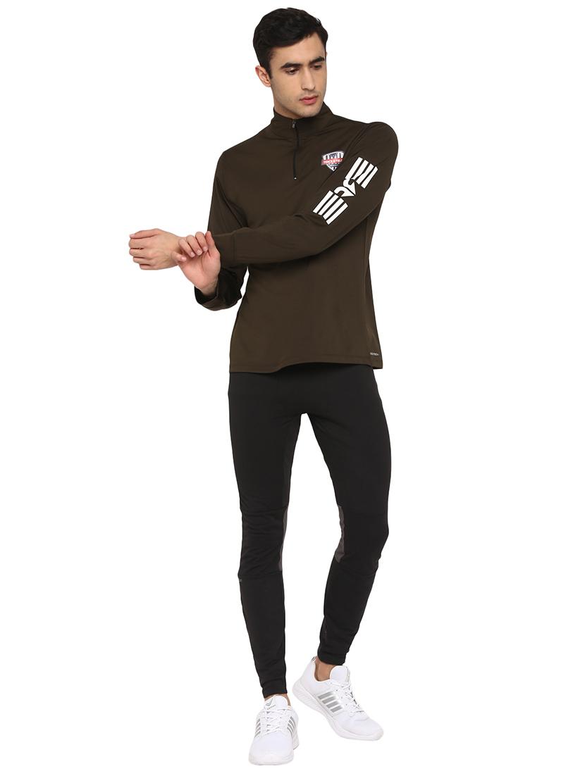 long sleeved solid regular t-shirt - 18968883 - Standard Image - 3