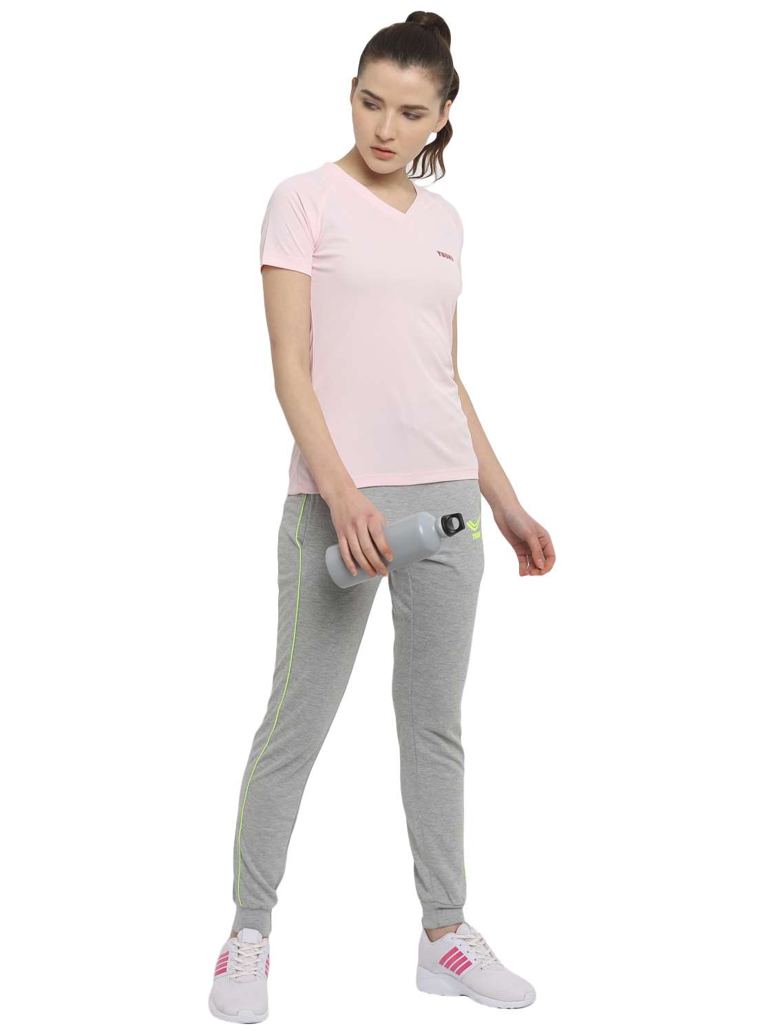 pink printed regular t-shirt - 18972010 - Standard Image - 3