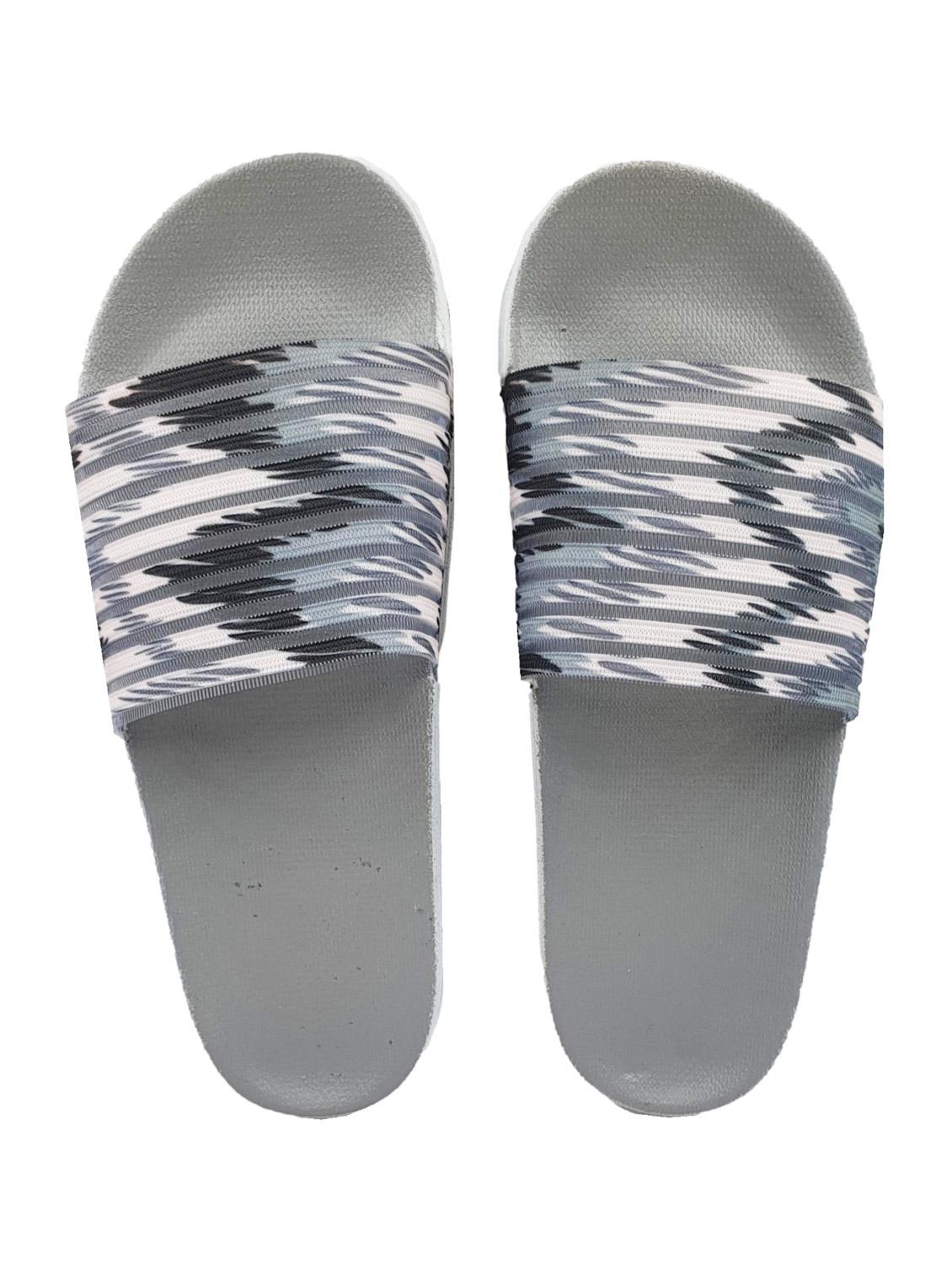 printed slip on flip flop - 19020766 - Standard Image - 3