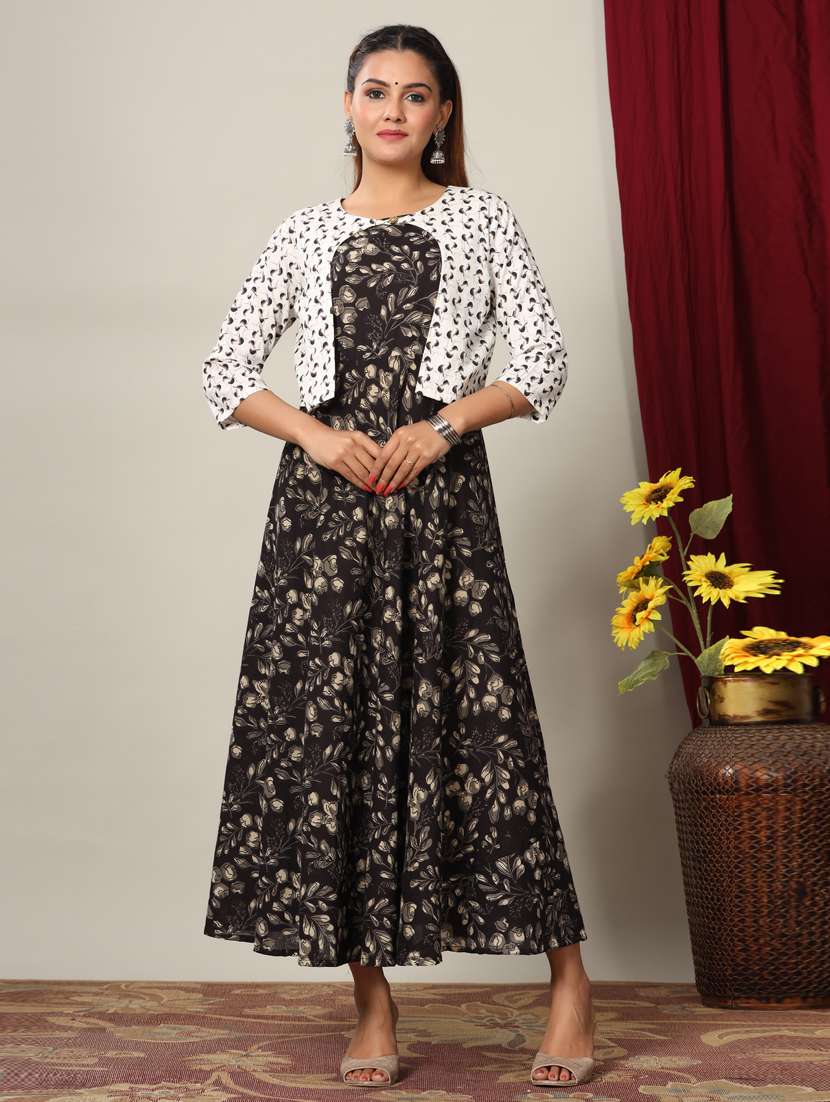 women's flared kurta