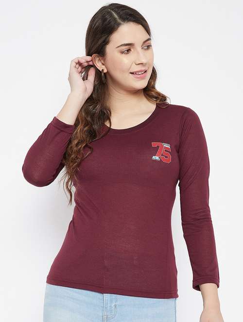 maroon coloured printed regular tee - 19082372 -  Standard Image - 0
