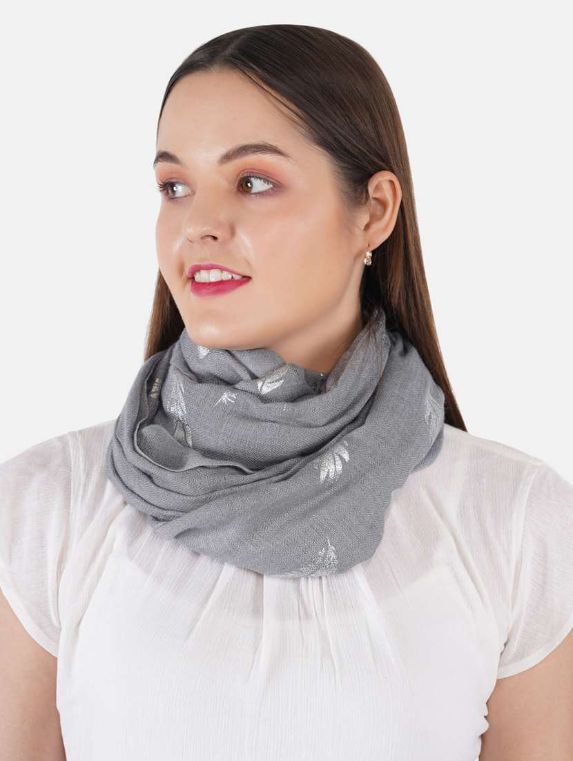 women's foil print print stole - 19082860 - Standard Image - 3
