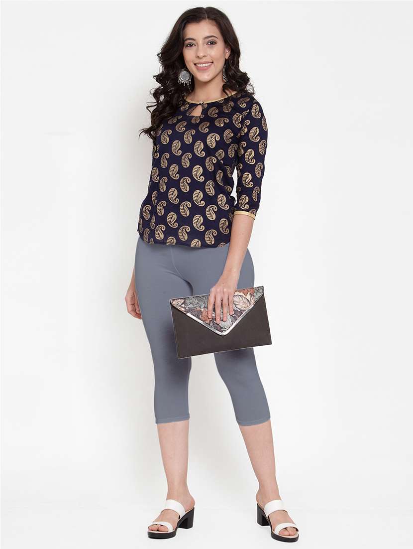 pack of 2 solid capri legging  - 19086022 -  Standard Image - 5