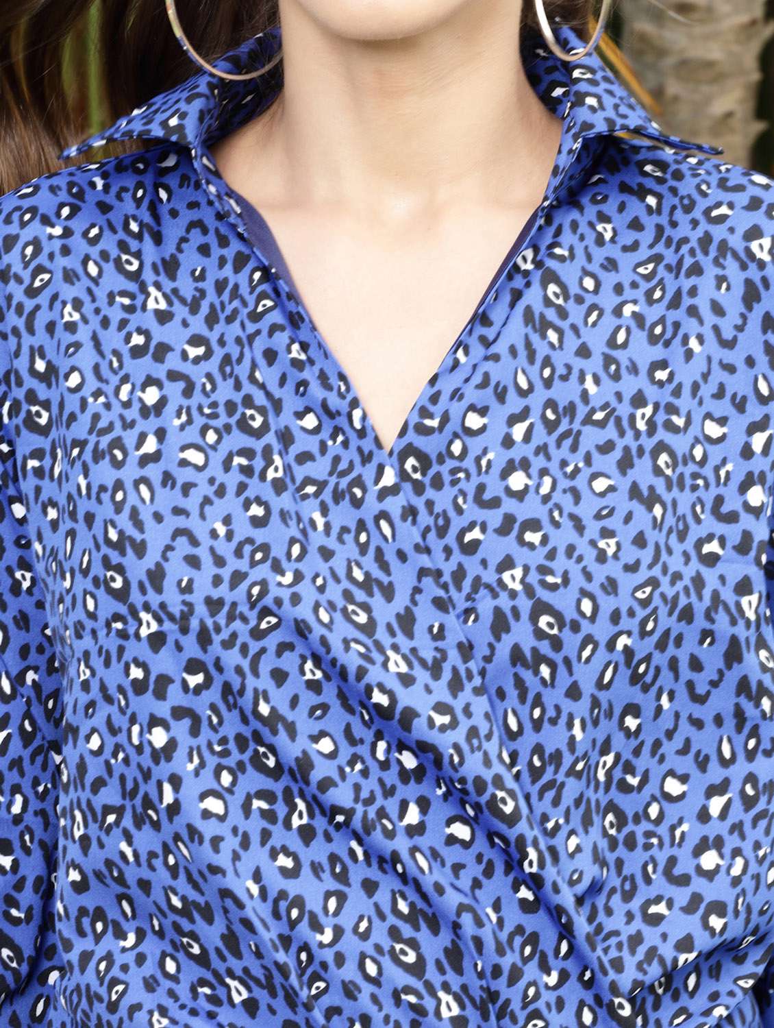 women's crop collared top - 19109003 -  Standard Image - 5