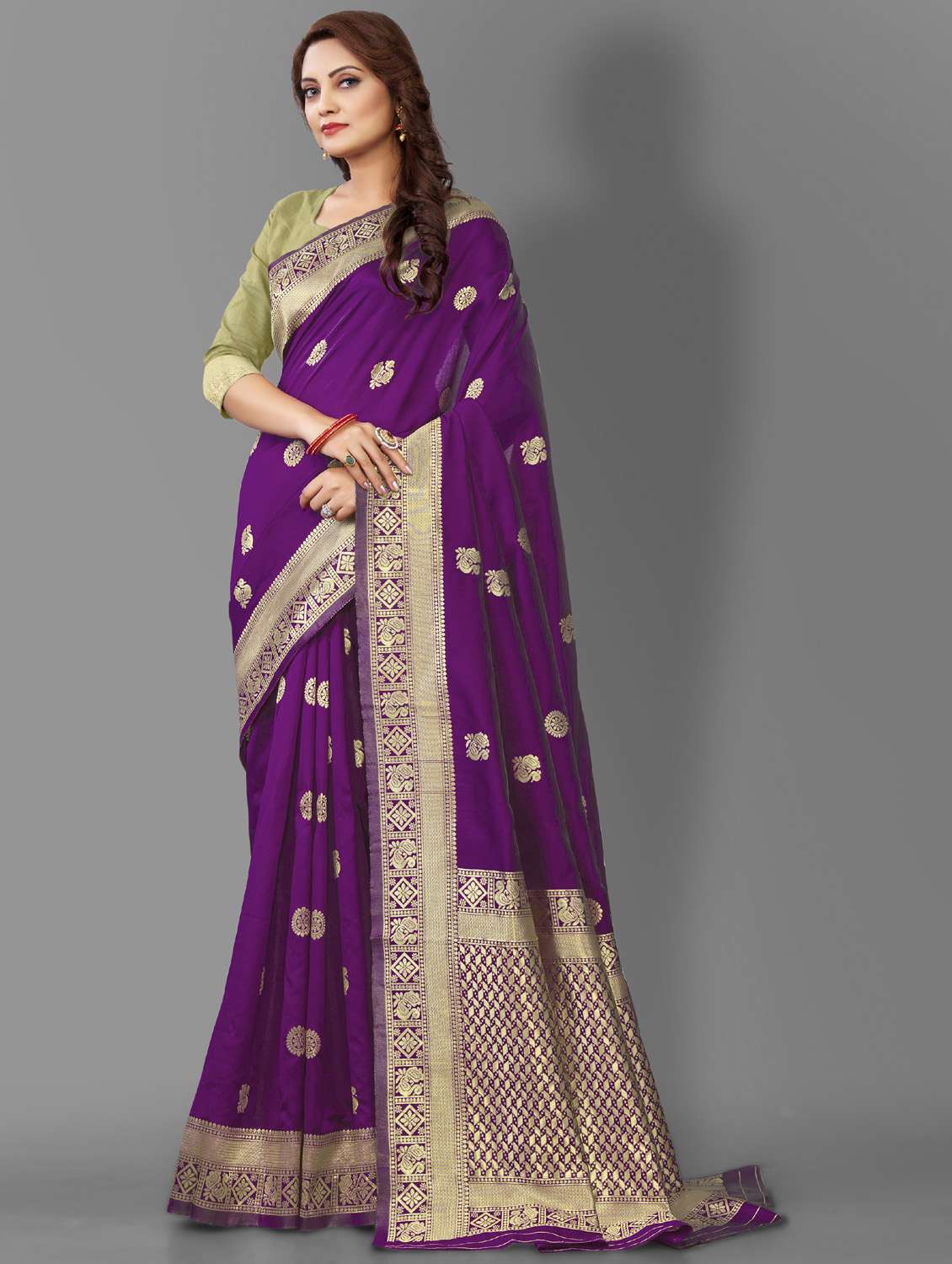 women's self design purple colored saree - 19109791 - Standard Image - 3