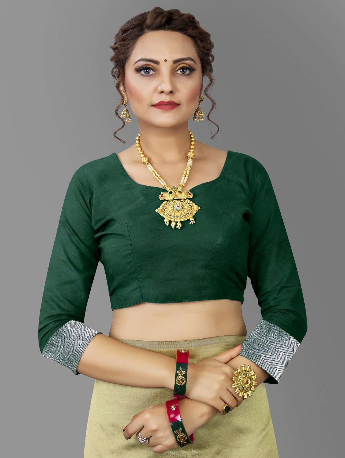 women's self design green colored saree - 19109870 - Standard Image - 3
